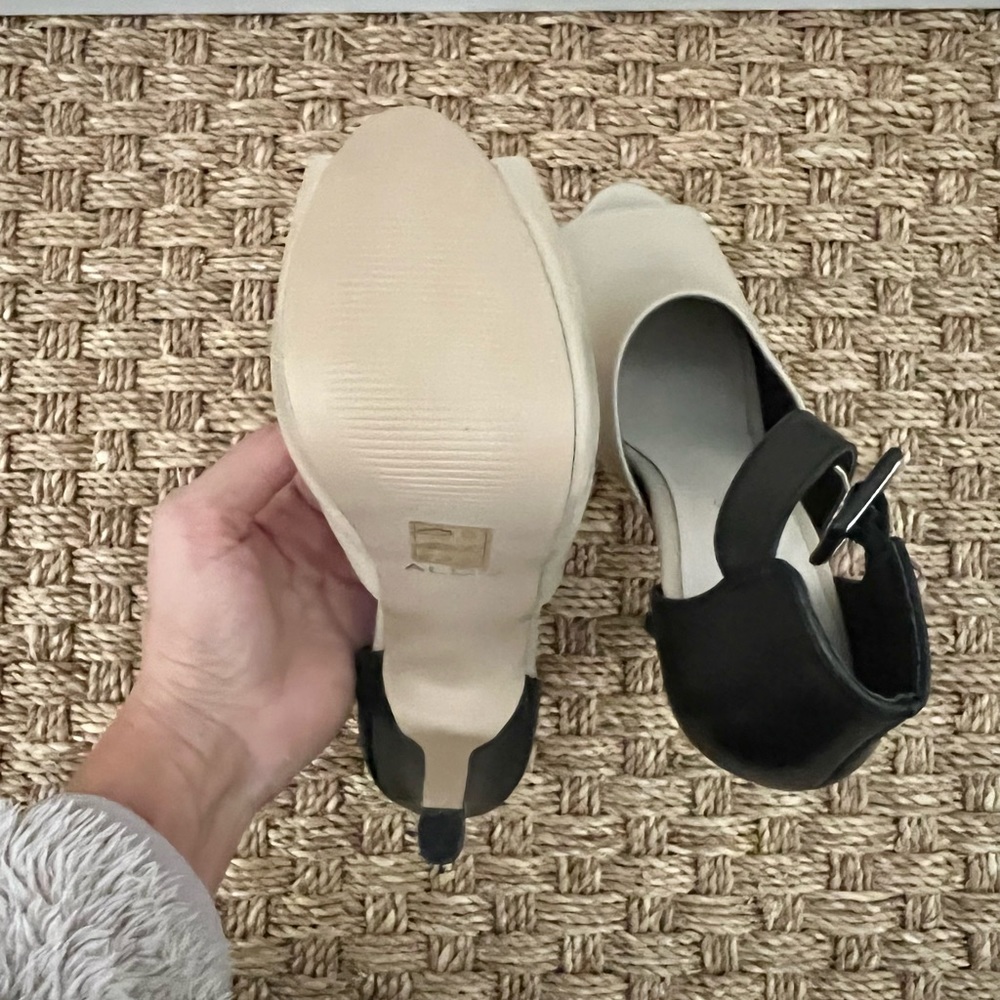 ALDO Heels - Picture 6 of 7